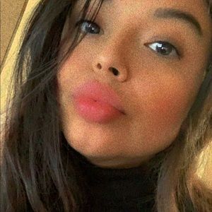 Meet your Posher, Nikki